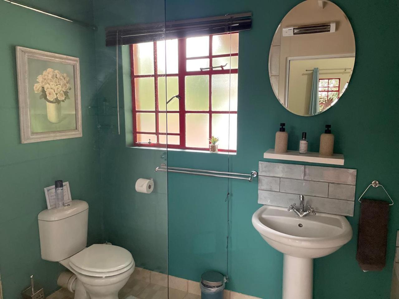 Periwinkle, Grove ,Acorn & Sage Cottages Clarens Kültér fotó