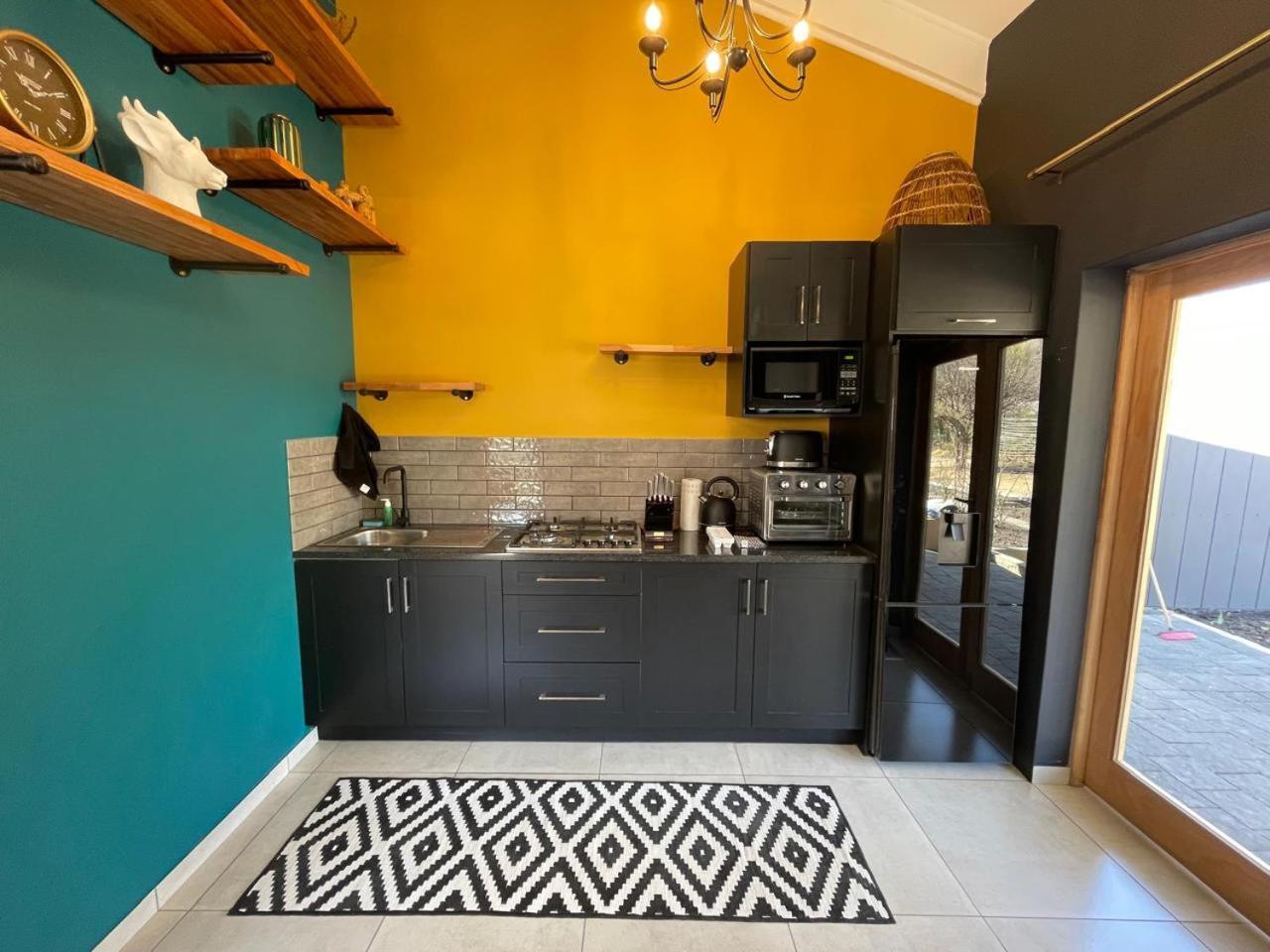 Periwinkle, Grove ,Acorn & Sage Cottages Clarens Szoba fotó