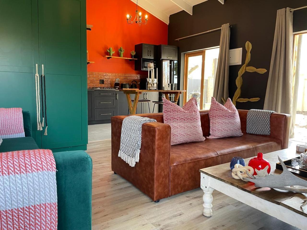 Periwinkle, Grove ,Acorn & Sage Cottages Clarens Szoba fotó