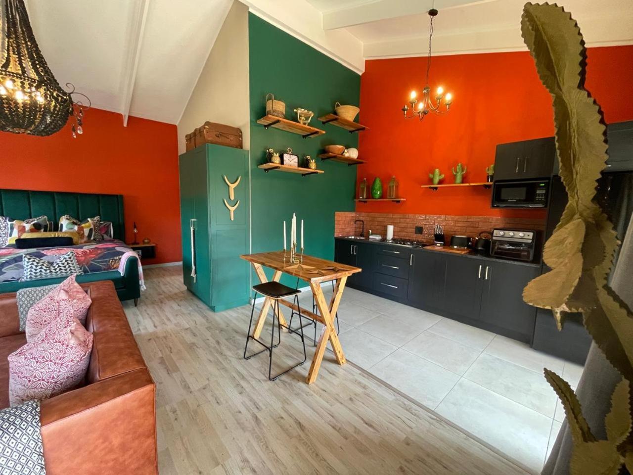 Periwinkle, Grove ,Acorn & Sage Cottages Clarens Szoba fotó
